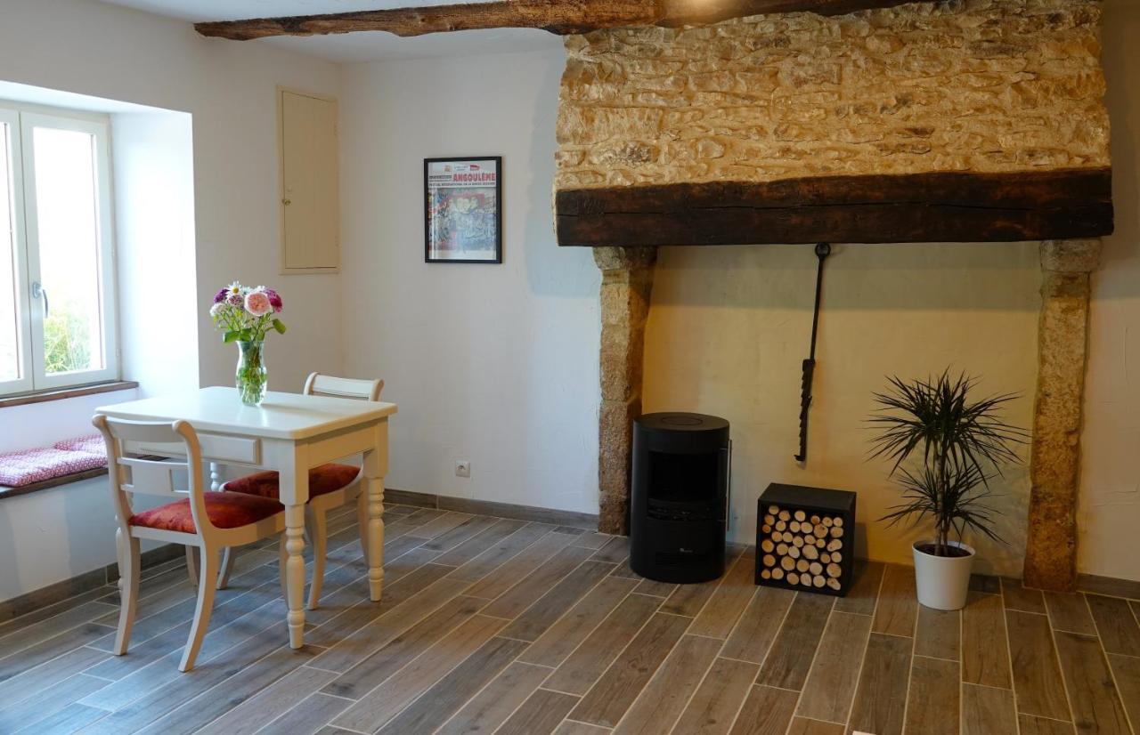 Gite Rural La Maison Mauve Ventouse Zewnętrze zdjęcie
