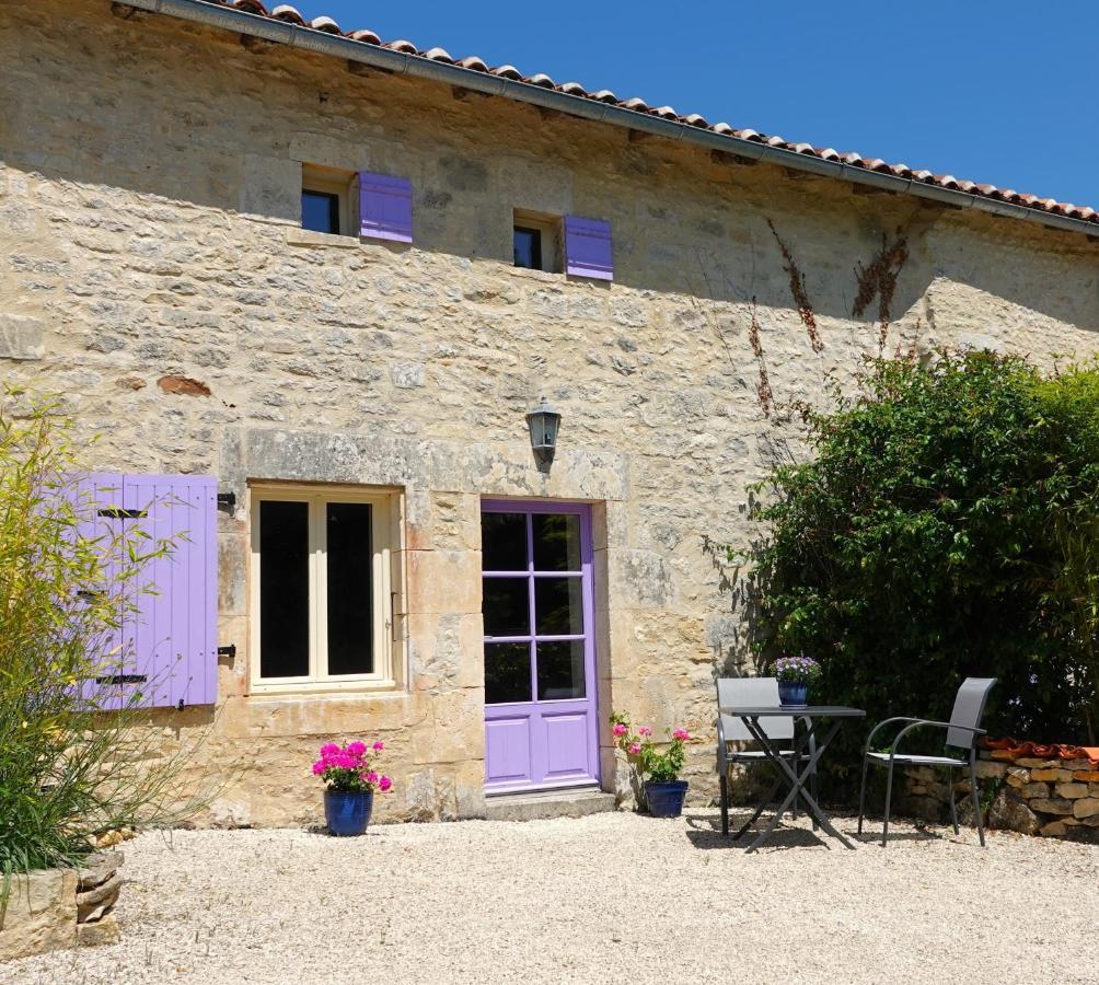 Gite Rural La Maison Mauve Ventouse Zewnętrze zdjęcie
