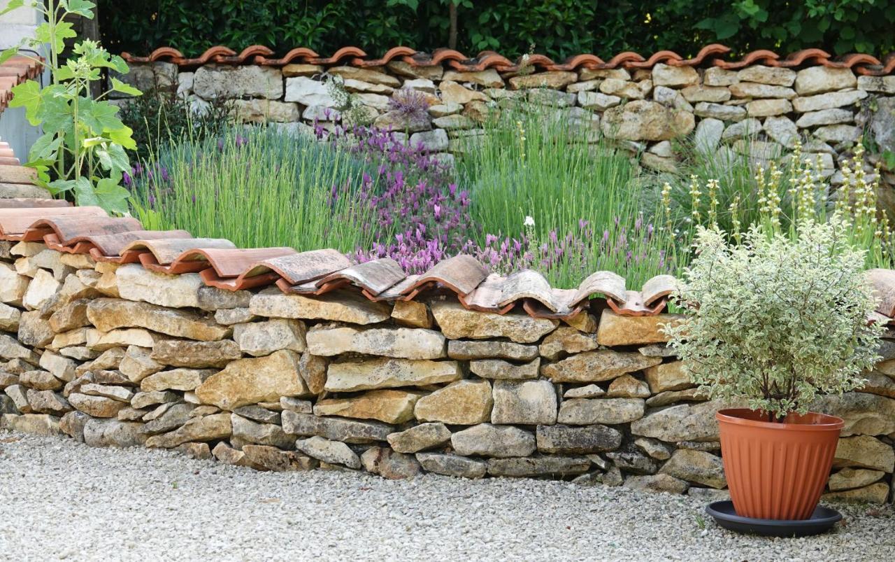 Gite Rural La Maison Mauve Ventouse Zewnętrze zdjęcie